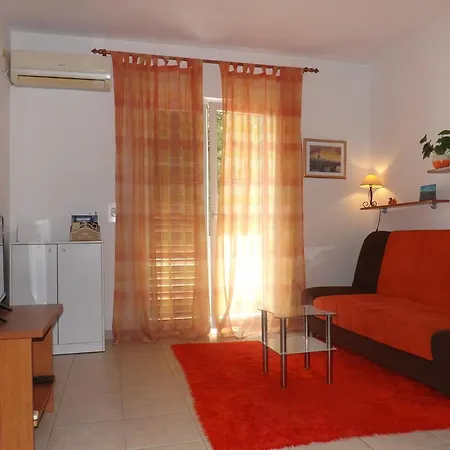 Latmo Apartman *