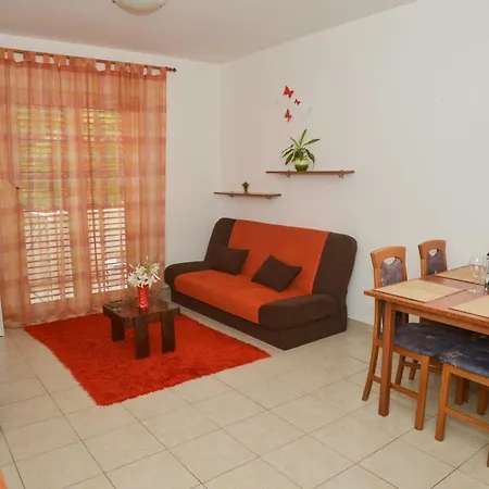 Apartment Latmo